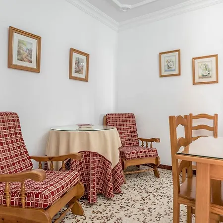 Piso Carmen Solo Familias Apartment *