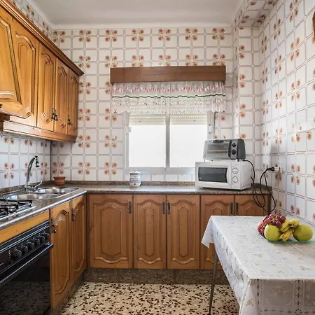 Апартаменти Piso Carmen Solo Familias Коніль-де-ла-Фронтера